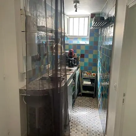 Entire Unit In Daire *